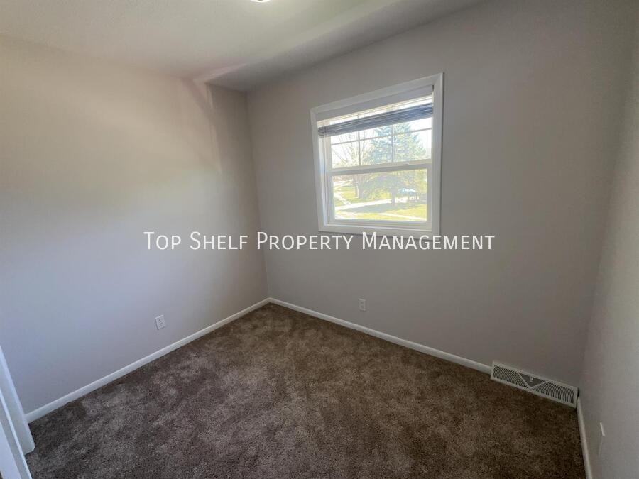 308 Sw Westview Dr - Photo 6 of 12