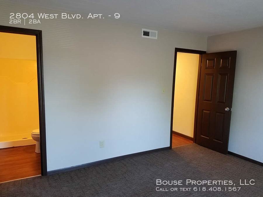 2804 2804 West Blvd. Apt. #9 - Photo 2 of 5