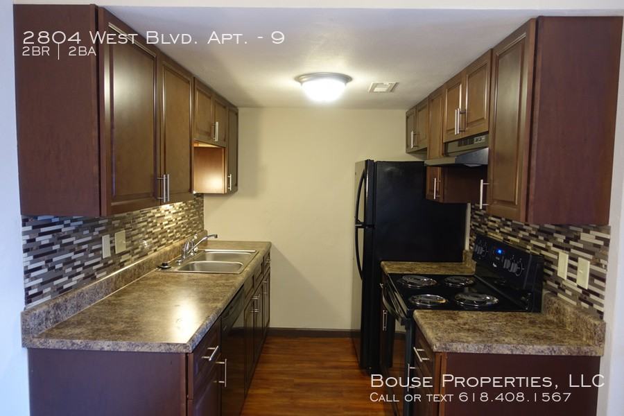 2804 2804 West Blvd. Apt. #9 - Photo 3 of 5