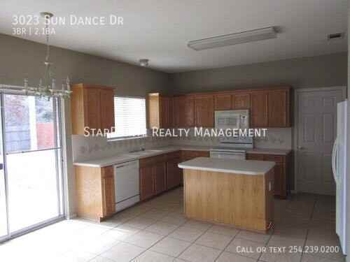 3023 Sun Dance Dr - Photo 4 of 15