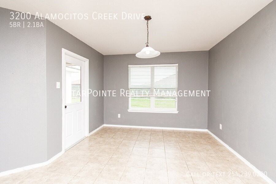 3200 Alamocitos Creek Dr - Photo 6 of 25