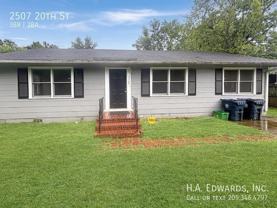 2507 20th St - Photo 1 of 1