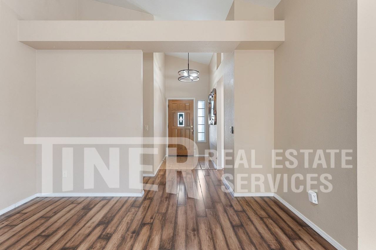 1218 Chablis Cir - Photo 4 of 24