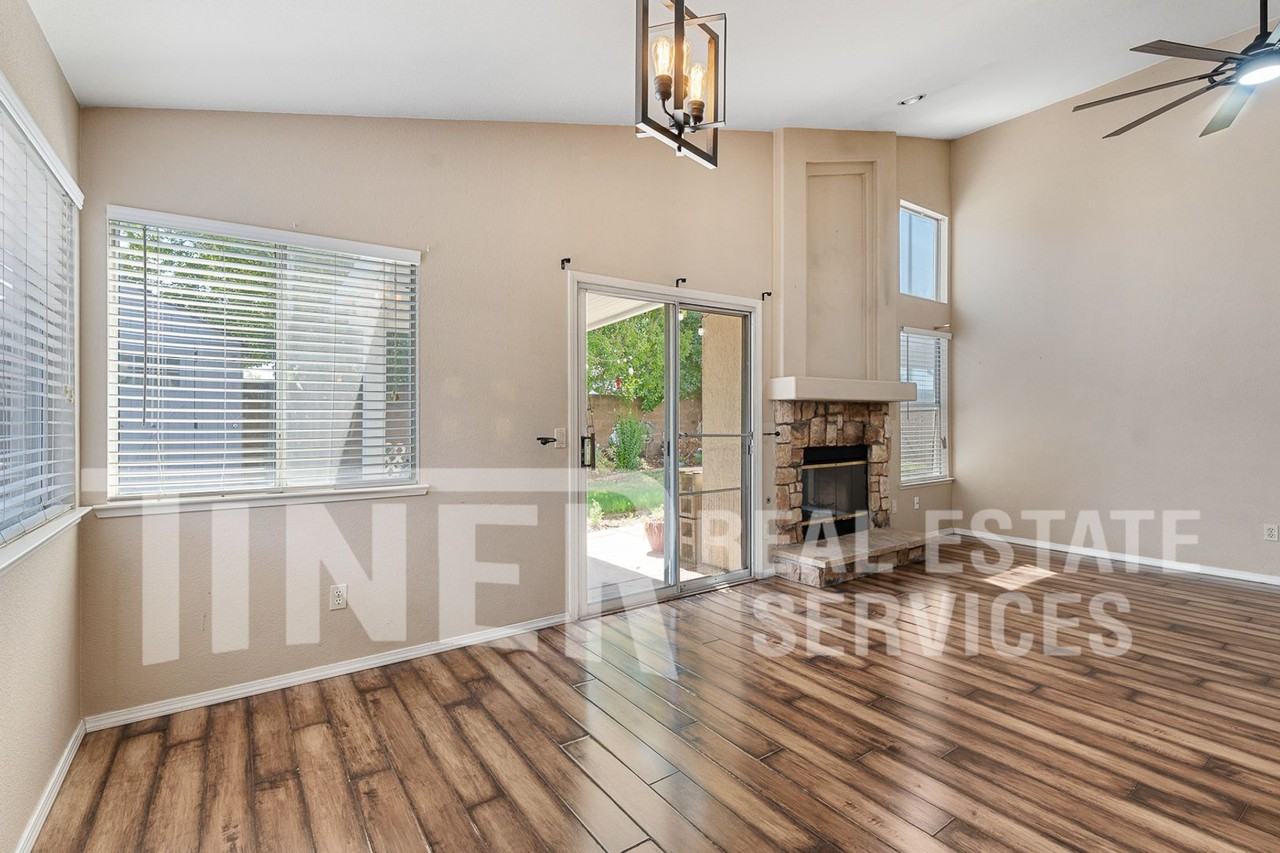 1218 Chablis Cir - Photo 7 of 24