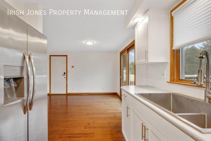 3884 Mapleton Rd #LEFT - Photo 6 of 20
