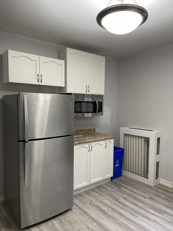 45 Ontario Ave - Photo 2 of 6