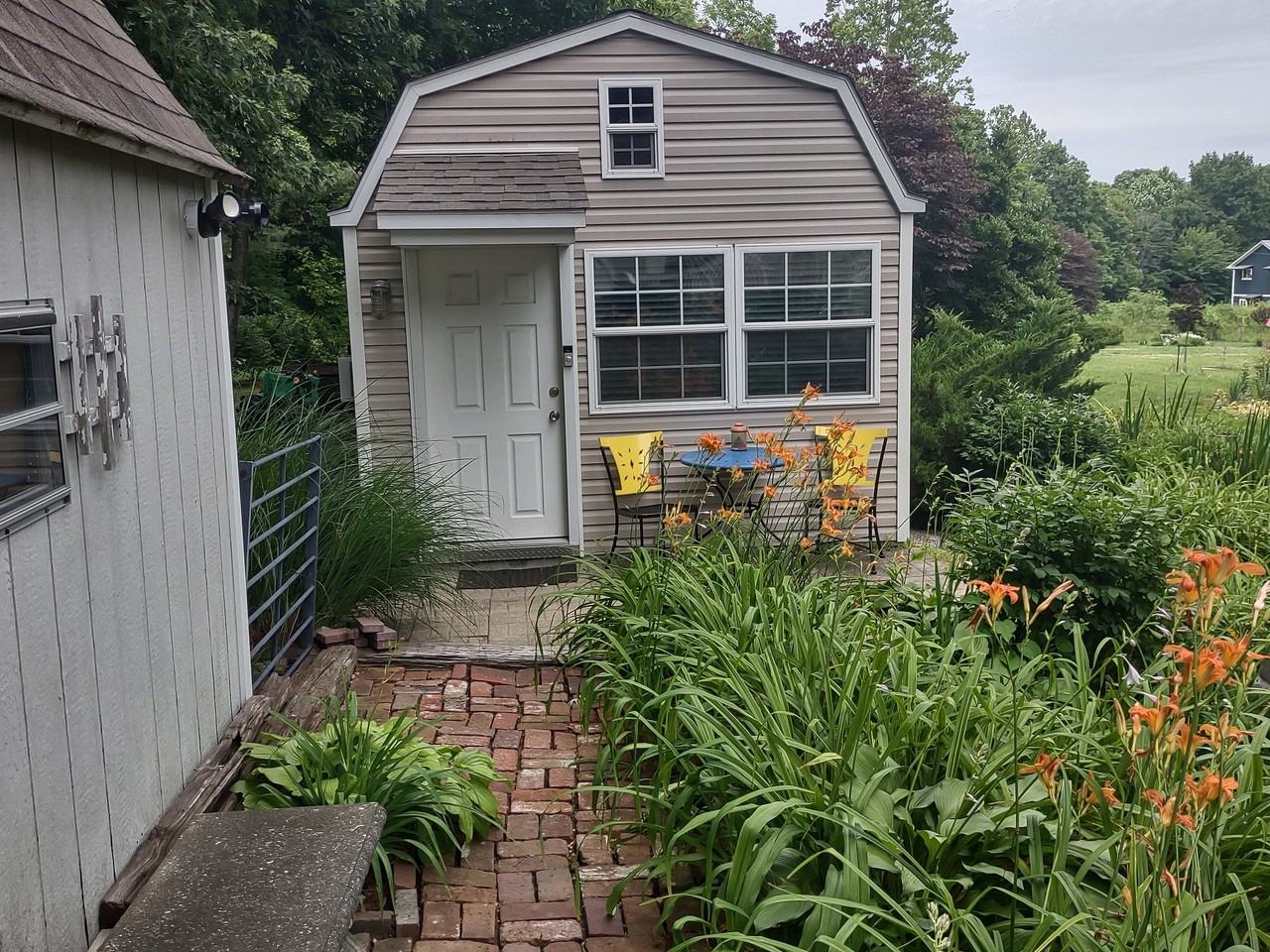 9 E Keller Hill Rd - Photo 2 of 12