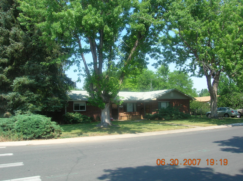 1207 Castlerock Dr - Photo 2 of 20