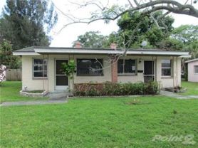 5010 98th Ave N #B - Photo 1 of 1