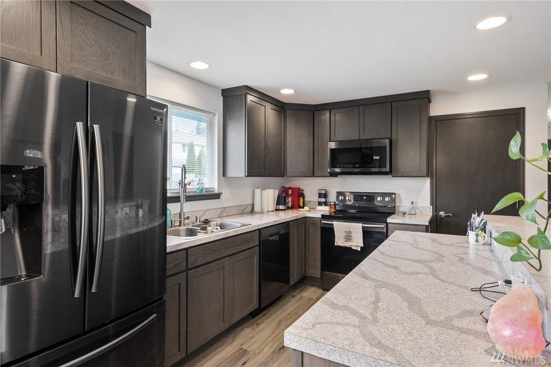 18232 Se 262nd Pl - Photo 4 of 13