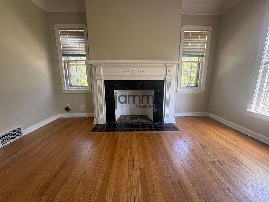 17724 Hilliard Rd Lowr - Photo 4 of 21