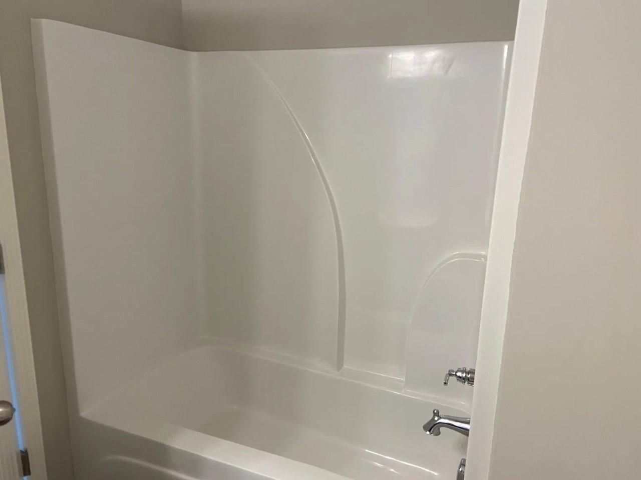 4054 Saddlecreek Way - Photo 4 of 16