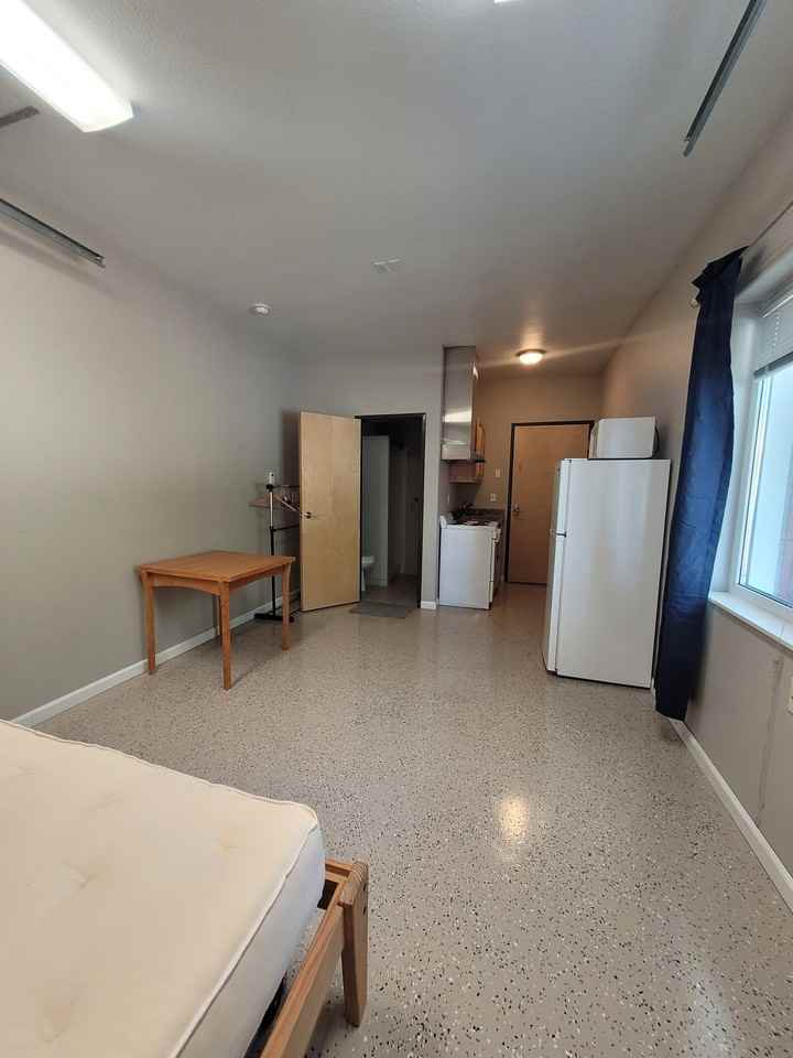 3535 Shanly St - Photo 2 of 6