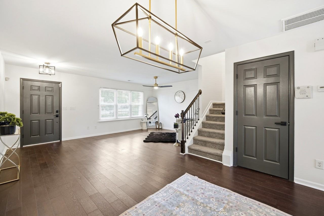 6105 Warrior Ave - Photo 7 of 34