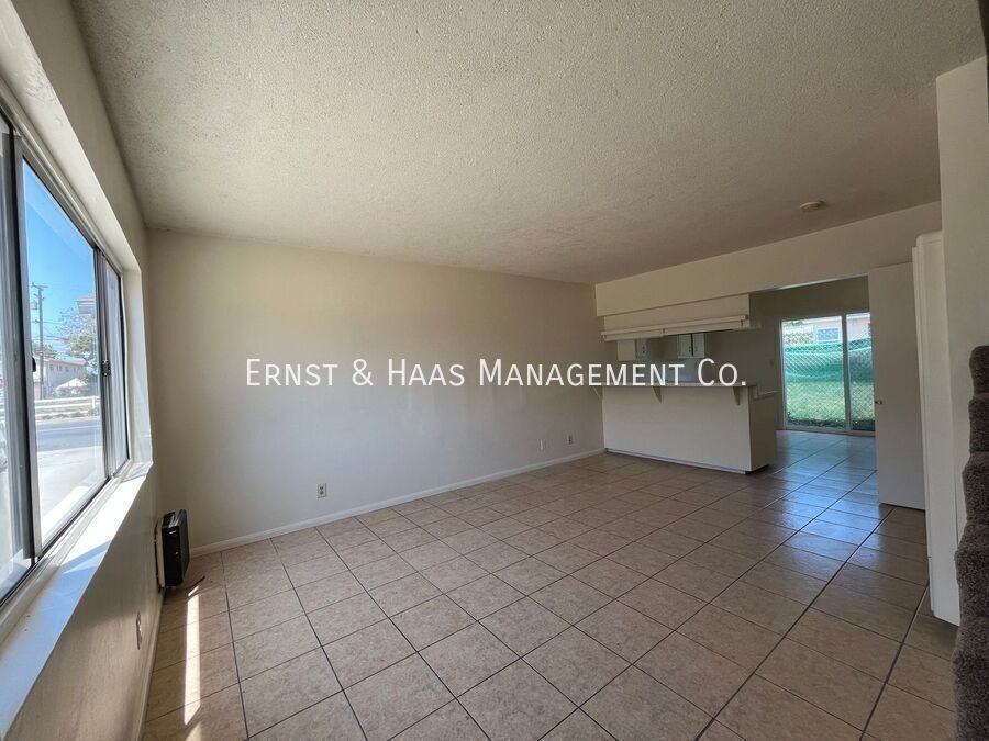 5940 Atlantic Ave #C - Photo 3 of 10