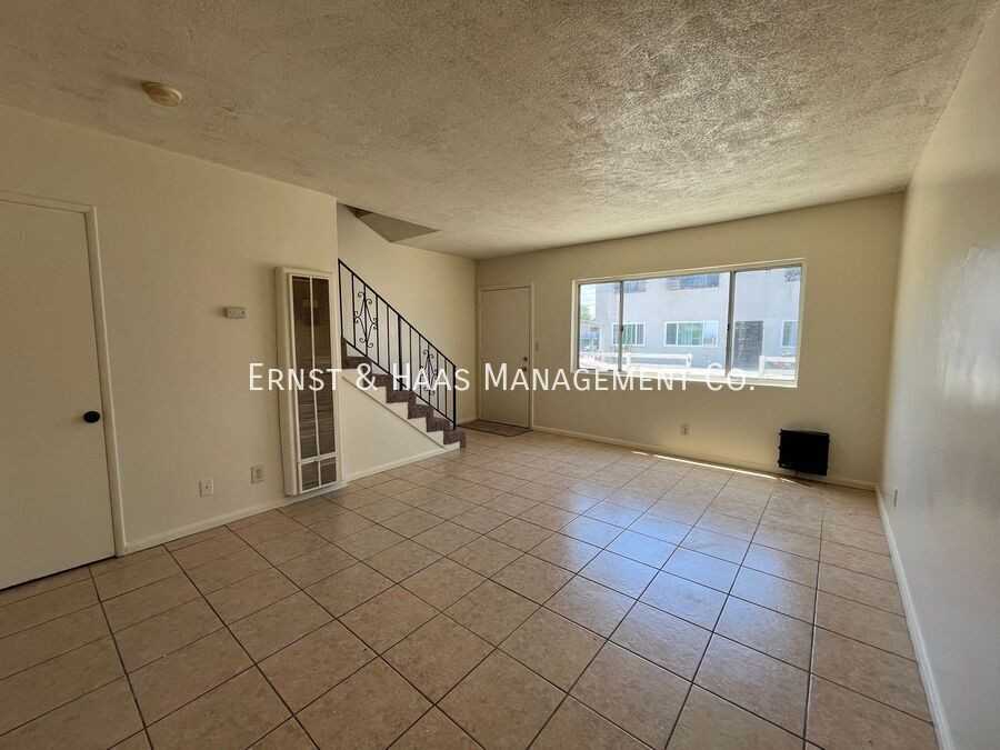 5940 Atlantic Ave #C - Photo 4 of 10