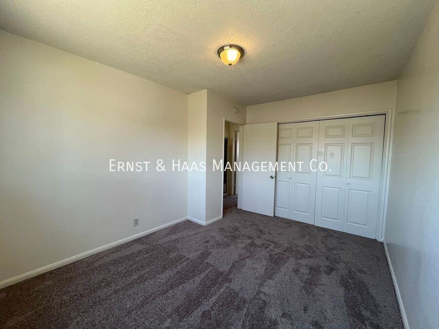 5940 Atlantic Ave #C - Photo 6 of 10