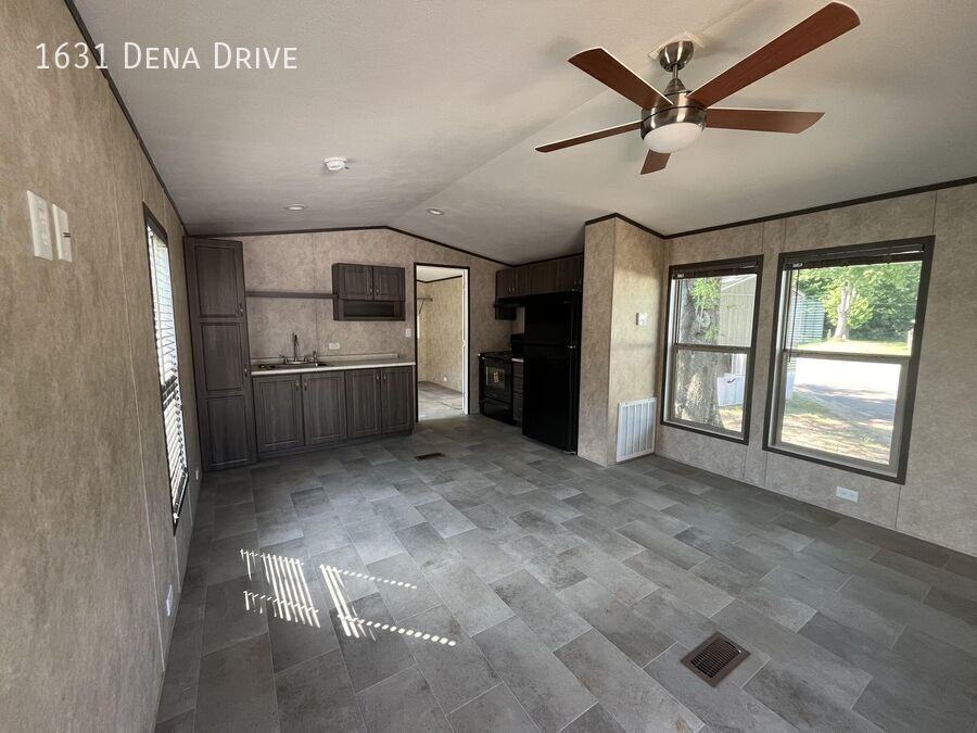 1631 Dena Dr - Photo 2 of 6