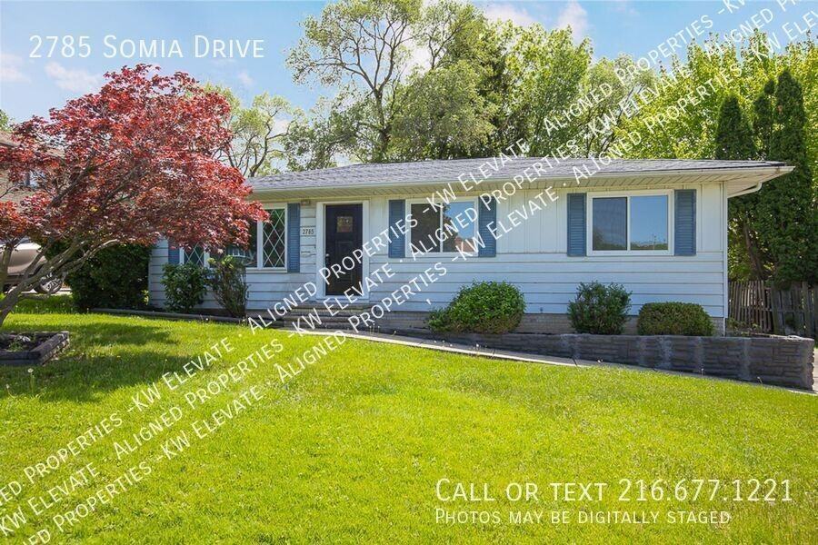 2785 Somia Dr - Photo 2 of 33