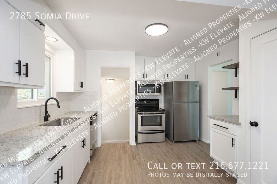 2785 Somia Dr - Photo 6 of 33