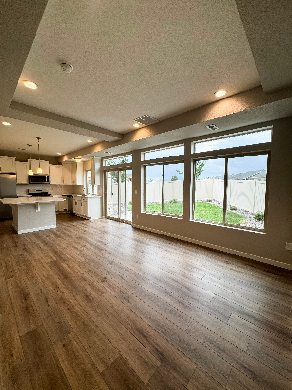 6008 Callan Dr - Photo 3 of 20