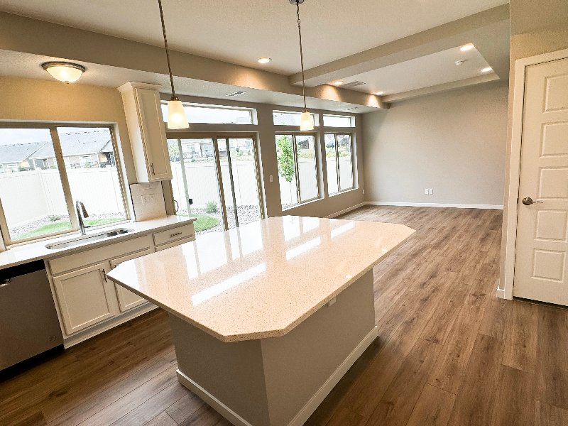 6008 Callan Dr - Photo 4 of 20