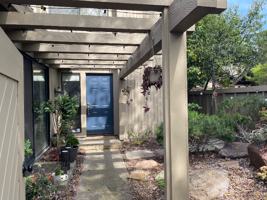 featured image of 1915 Discovery Village Ln