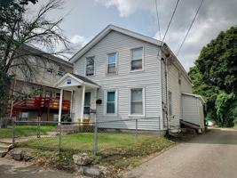 featured image of 155 Oak St #3