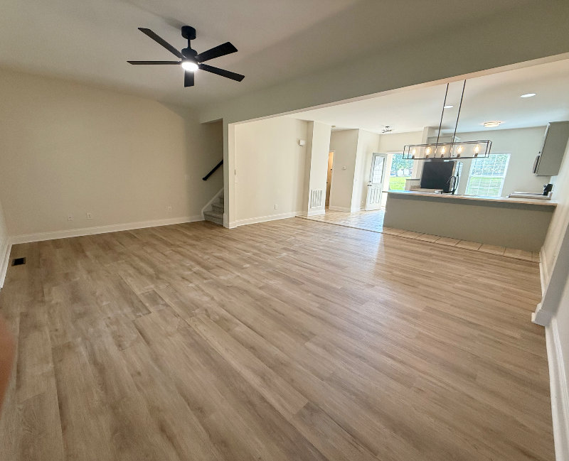 521 E Perkins Creek Rd - Photo 3 of 13