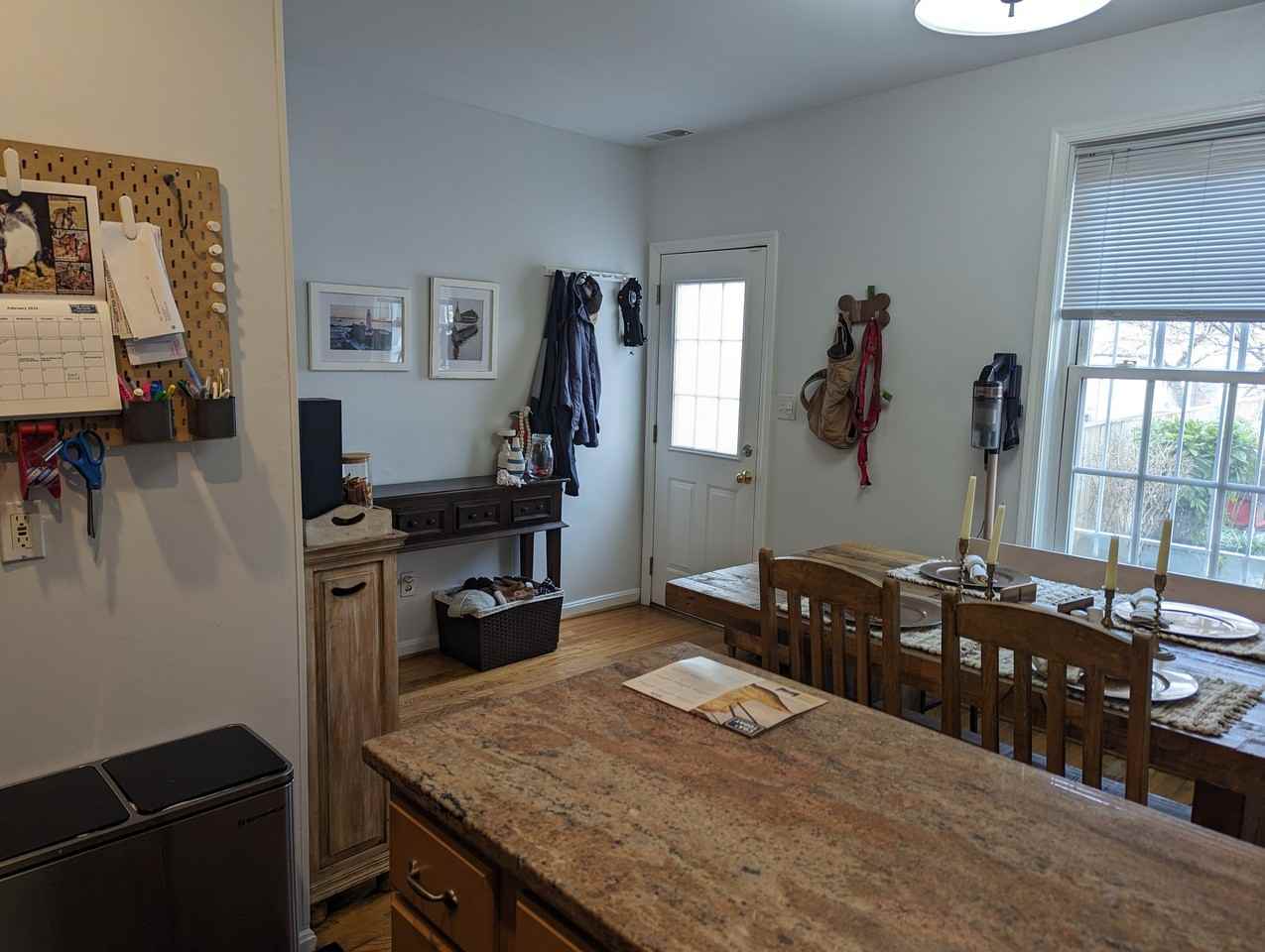 726 6th St Ne #1 - Photo 6 of 14
