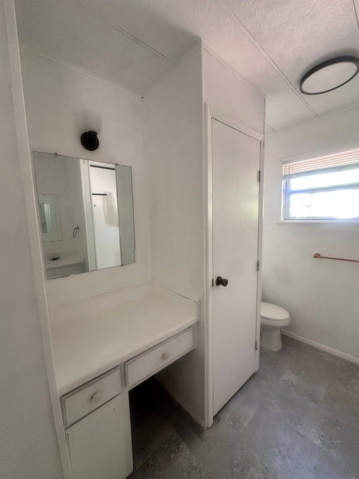 222 Airport Dr #5 - Photo 3 of 12