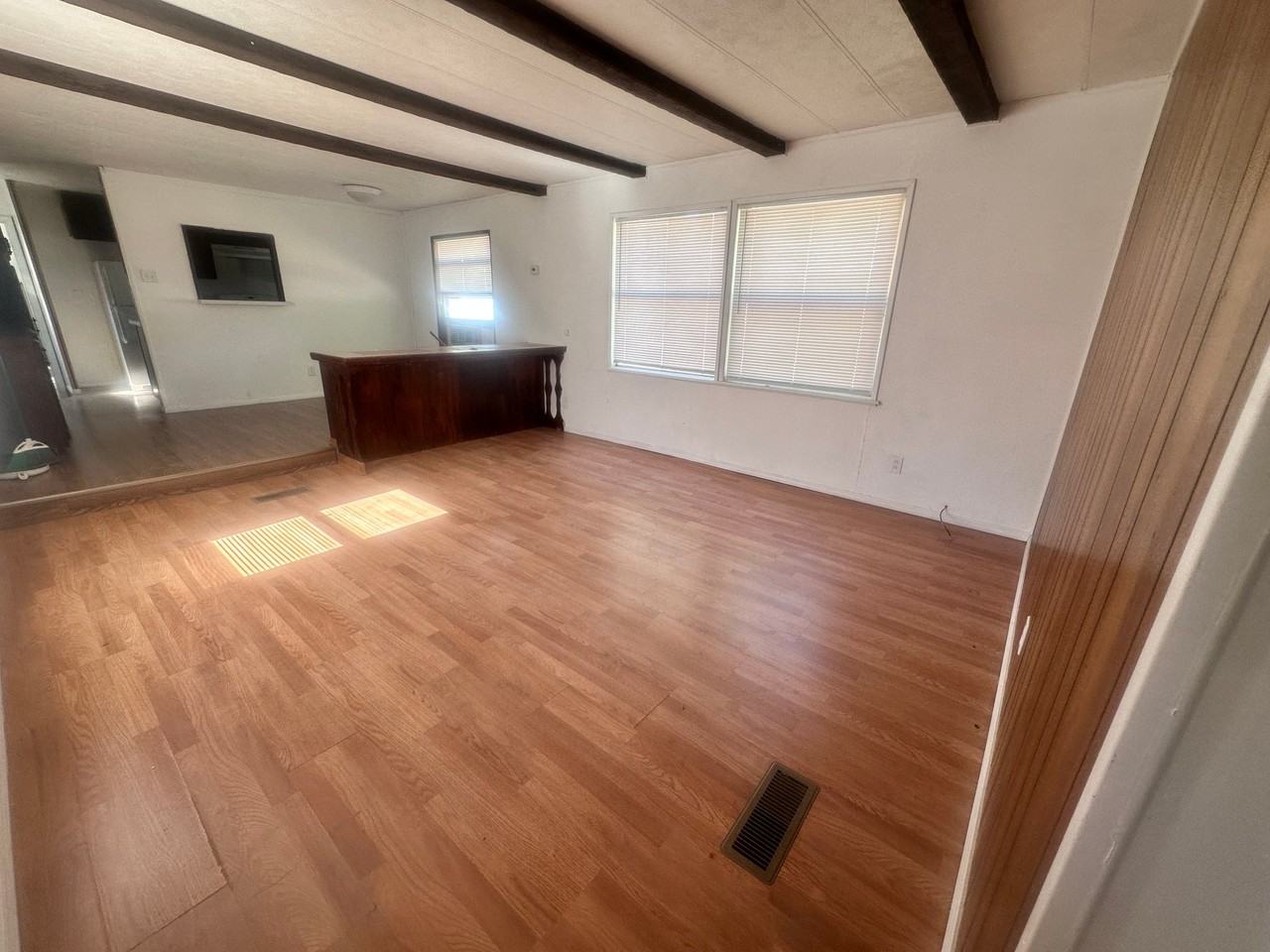 222 Airport Dr #5 - Photo 6 of 12