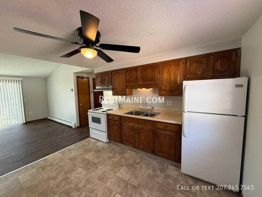 381 Pine St #4 - Photo 3 of 14