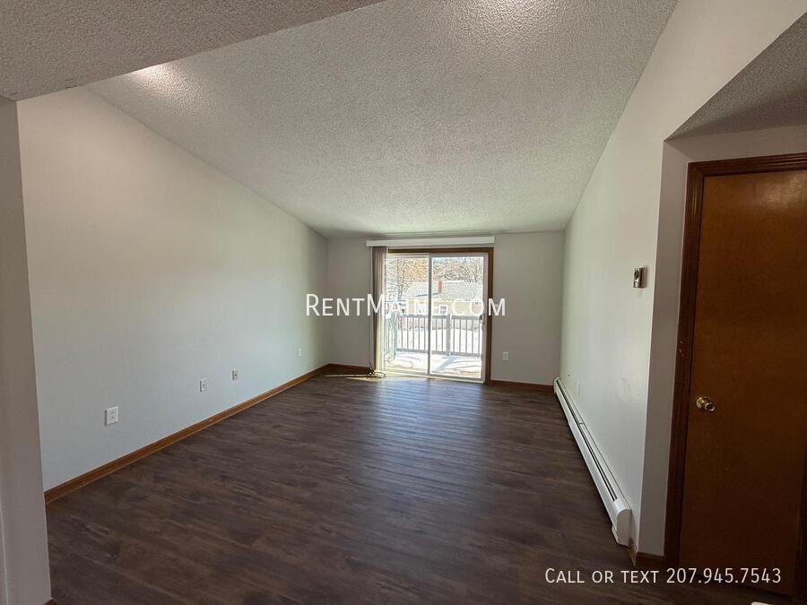 381 Pine St #4 - Photo 5 of 14