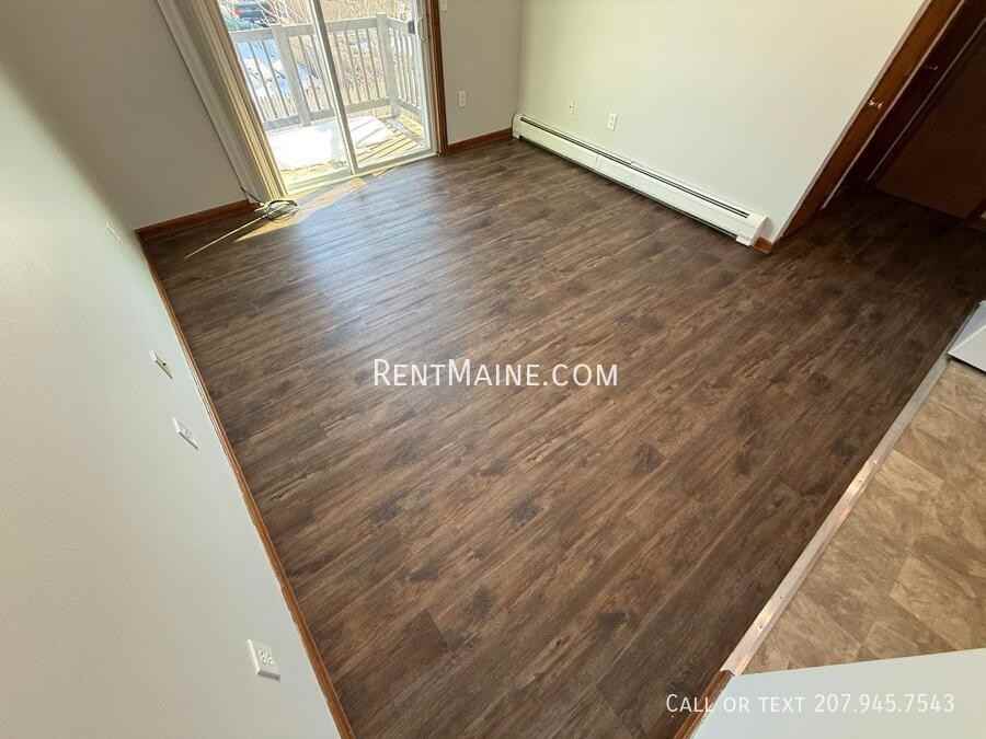 381 Pine St #4 - Photo 6 of 14