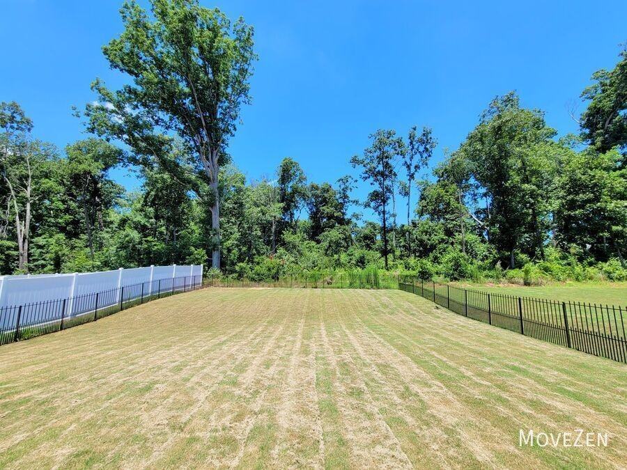 1131 Staghorn Ave - Photo 5 of 43