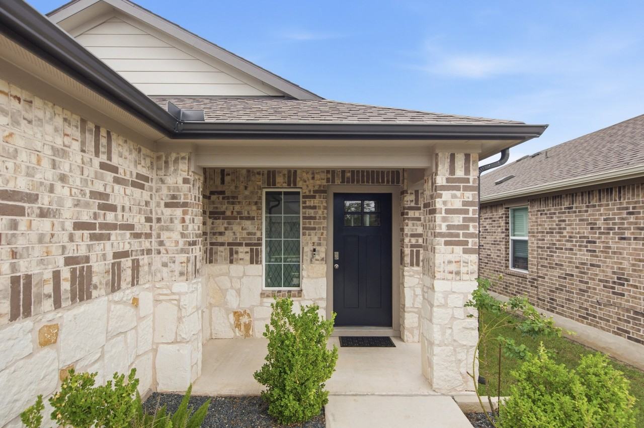 103 Hamilton Pool Ln - Photo 2 of 20