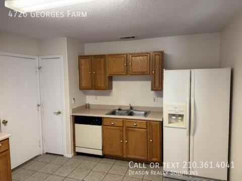 4726 Georges Farm - Photo 3 of 18