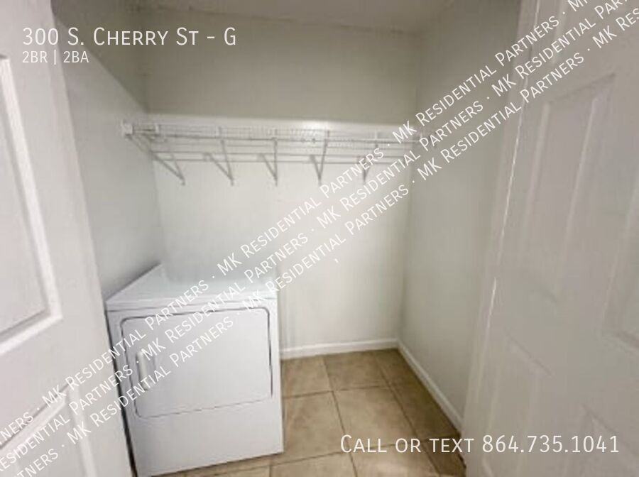 300 S Cherry St #G - Photo 2 of 7
