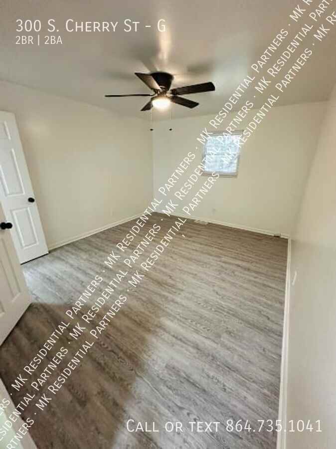300 S Cherry St #G - Photo 3 of 7