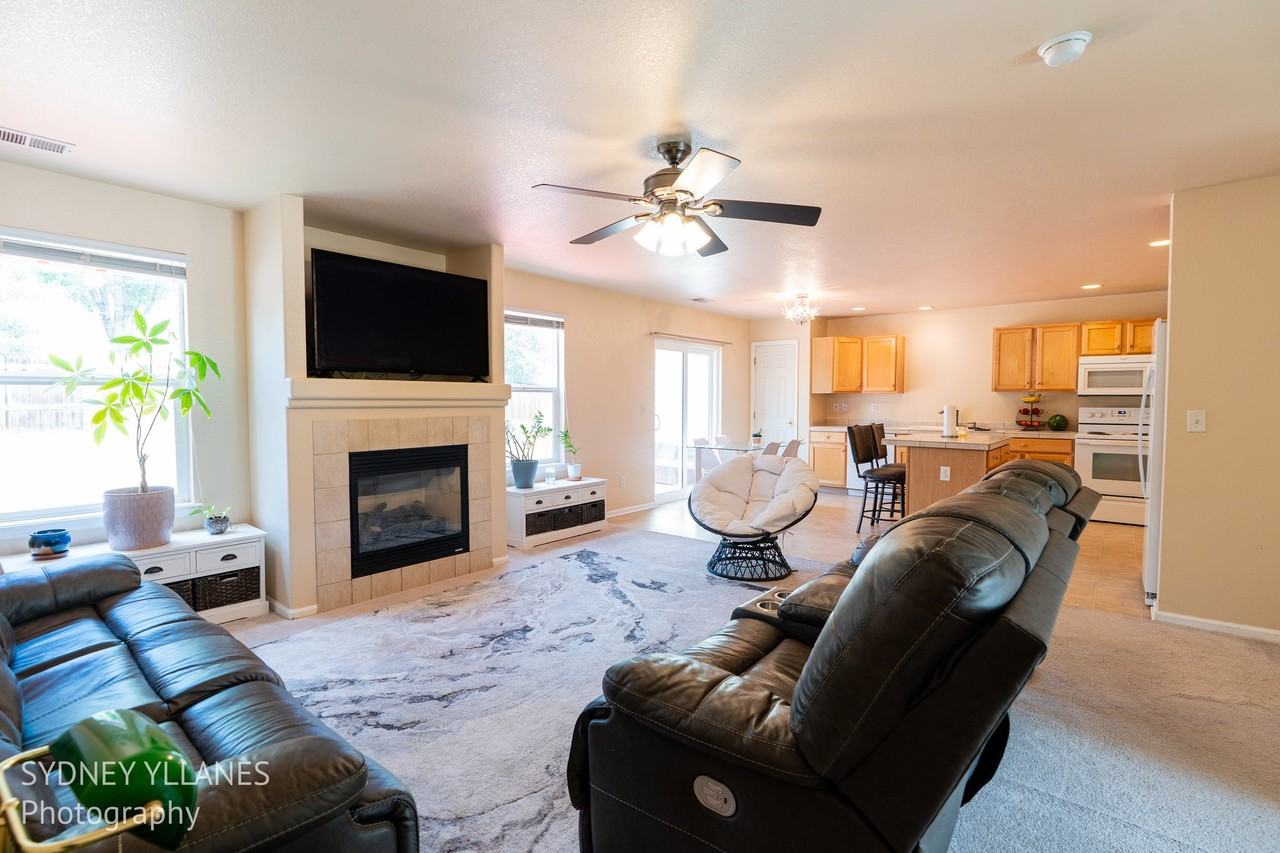 5374 S Quatar Cir - Photo 2 of 21