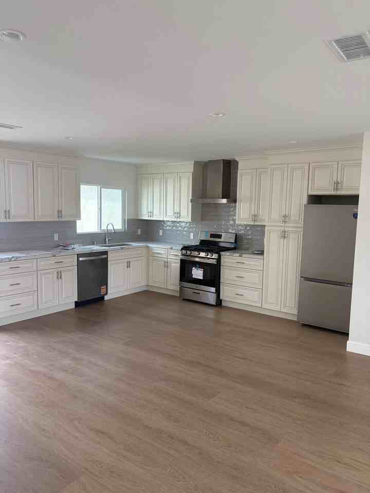 2641 Elden Ave #A - Photo 4 of 19