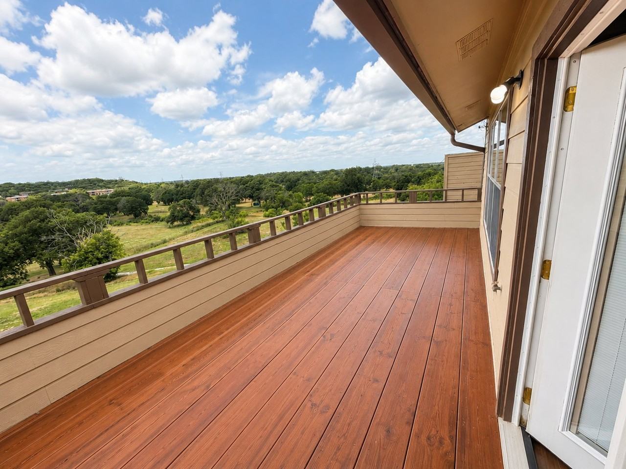 746 Haven Ln - Photo 3 of 20
