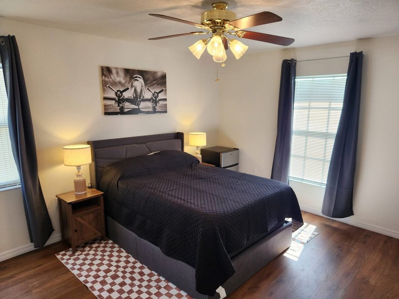 6094 Cardiff Ave - Photo 2 of 5
