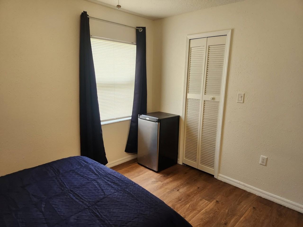 6094 Cardiff Ave - Photo 2 of 6