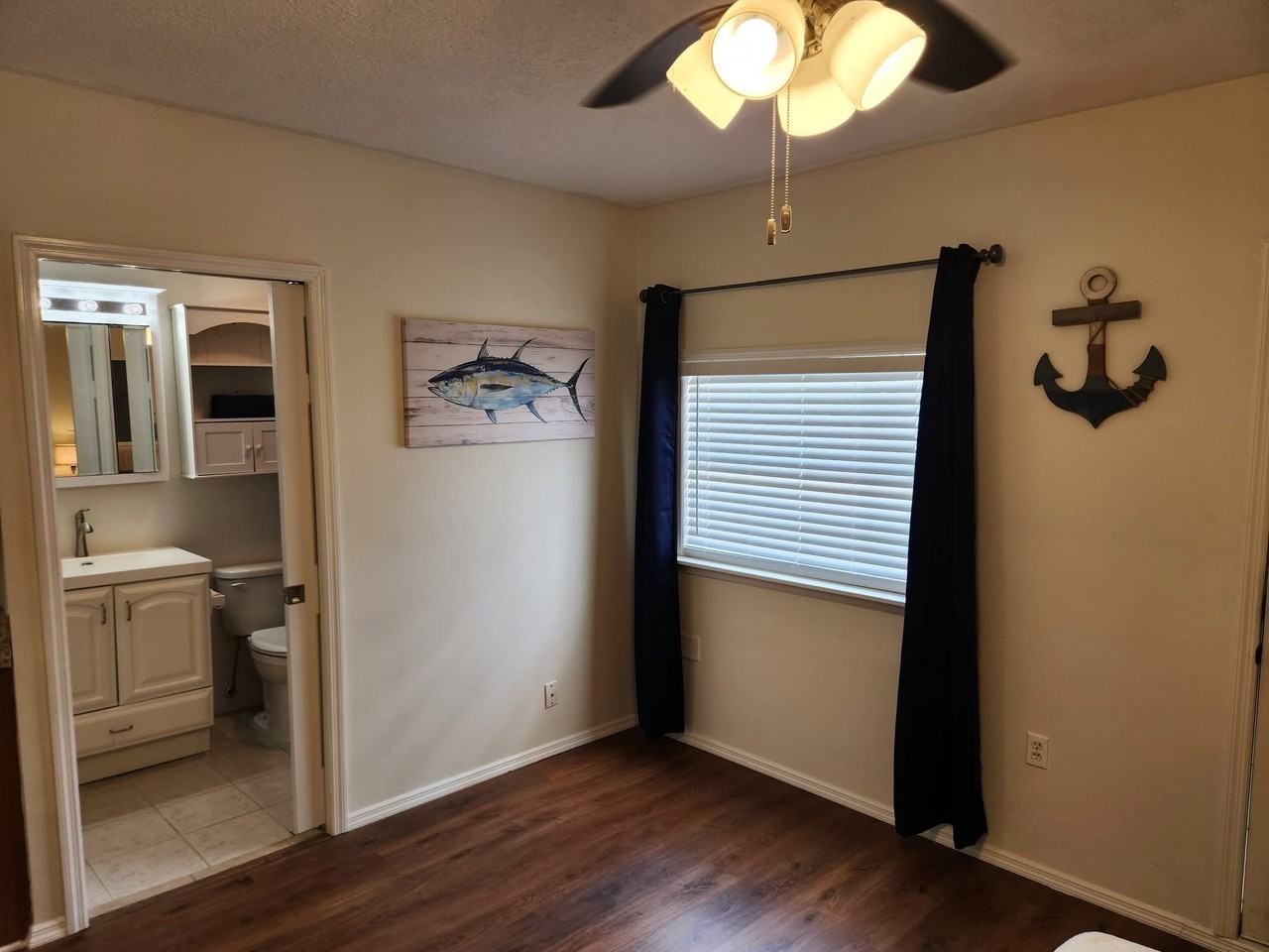6094 Cardiff Ave - Photo 3 of 13