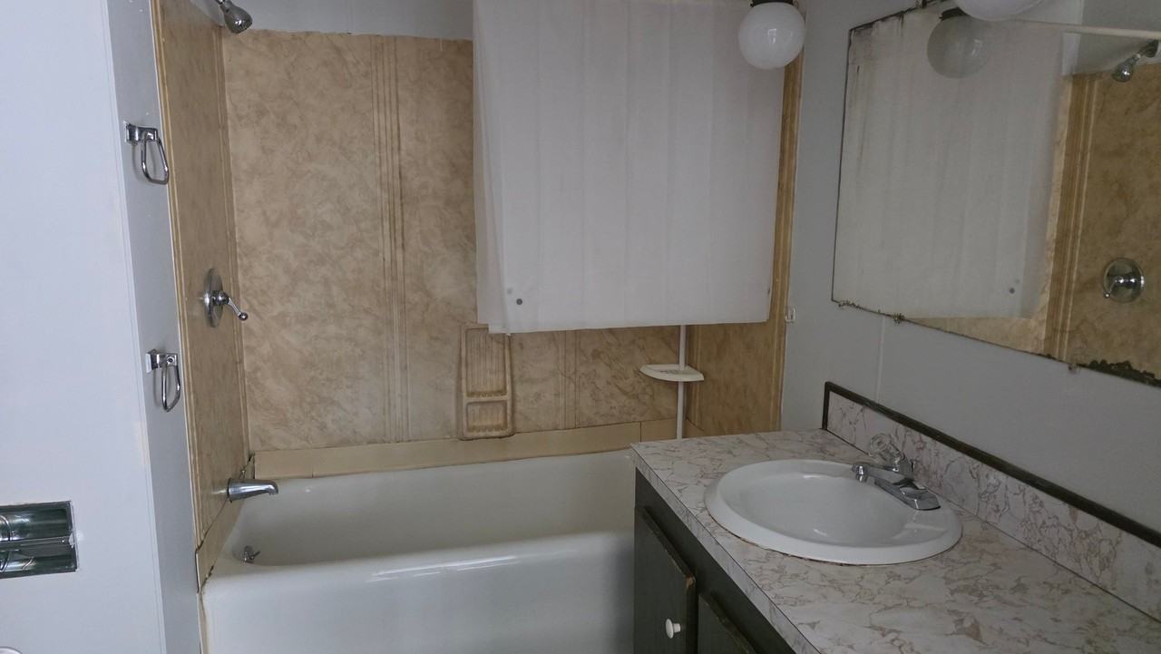 617 Main St #7 - Photo 6 of 11