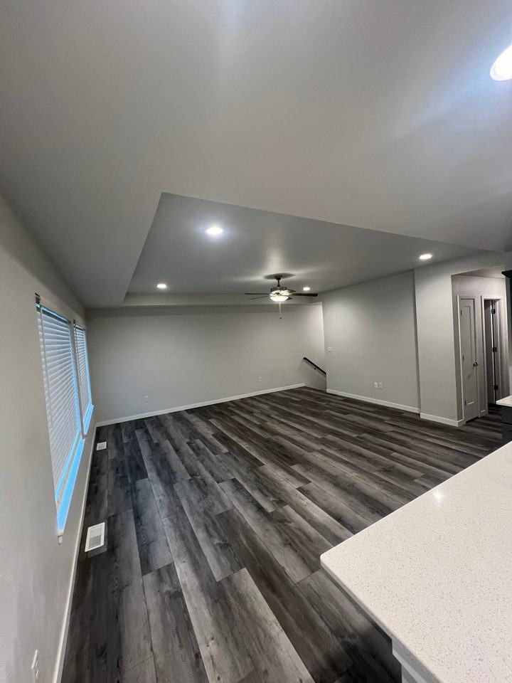 772 River Bend Ln - Photo 3 of 14