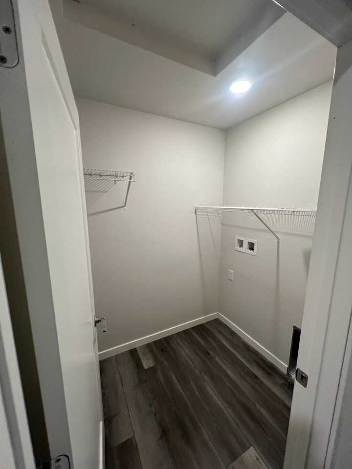 772 River Bend Ln - Photo 4 of 14