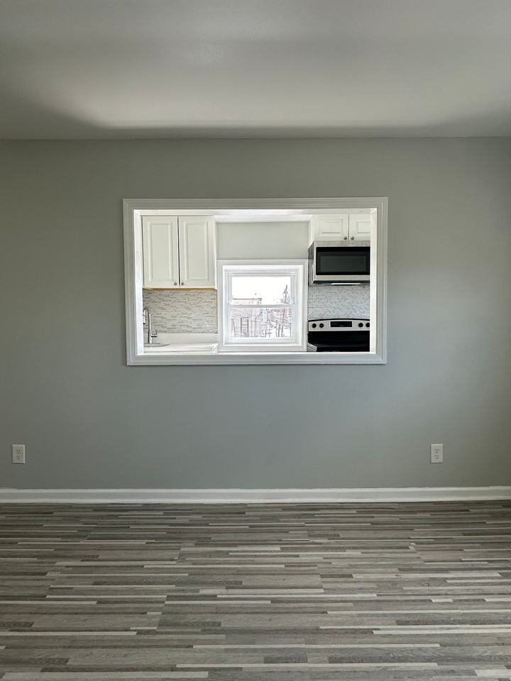 380 Somerset St #19 - Photo 6 of 7